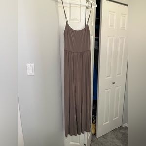 Wilfred Market Jumpsuit size M in grey
